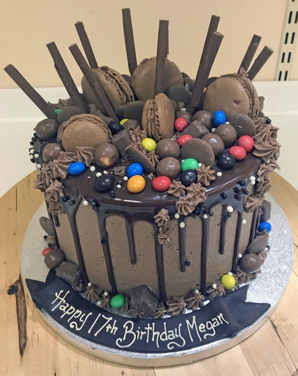 Classic Chocolate Drip Cake (1kg) | Mitsis Delicacies | Best Cakes in  Colombo